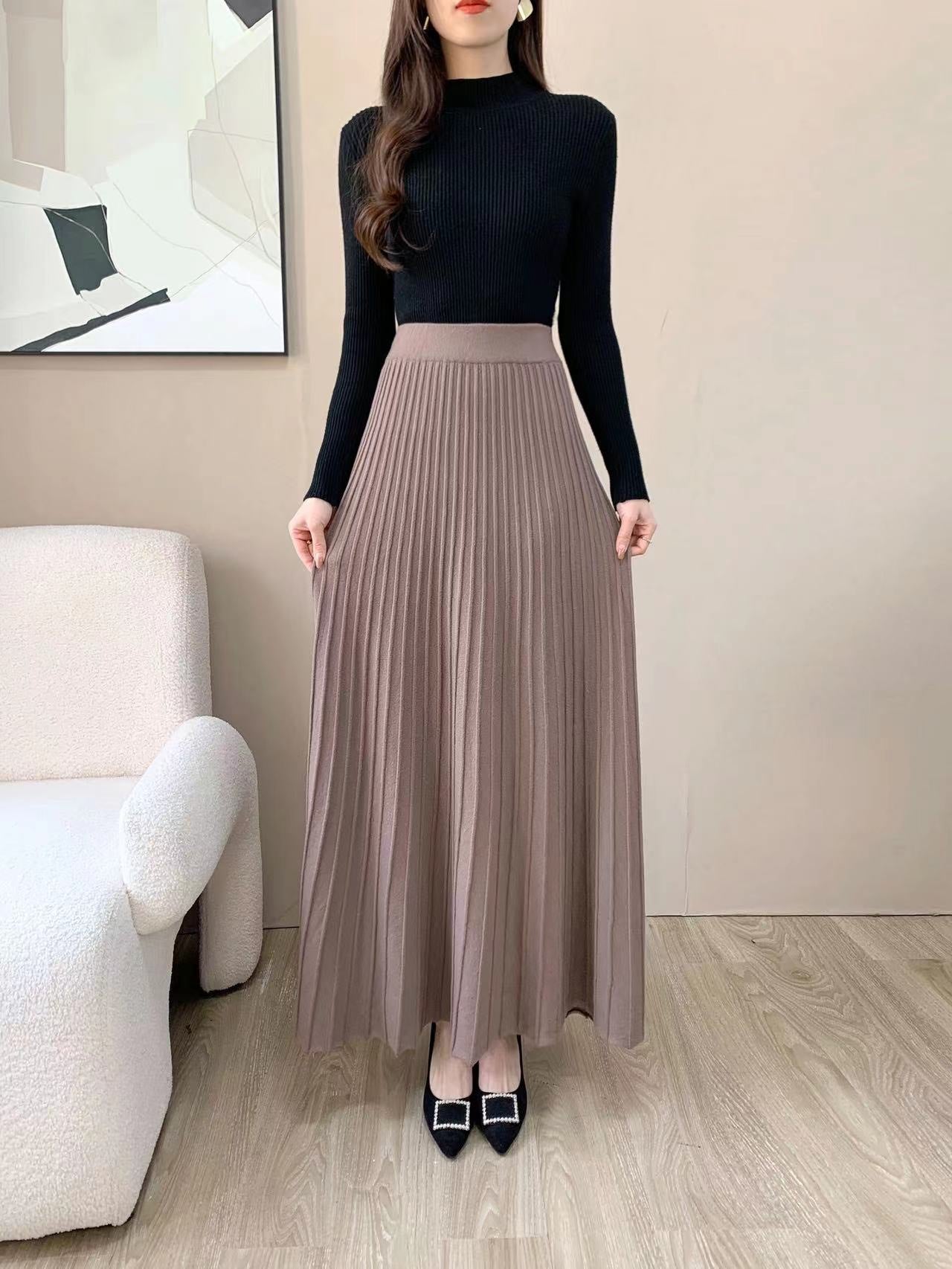 Pleated Knit Skirt (L-23303A)