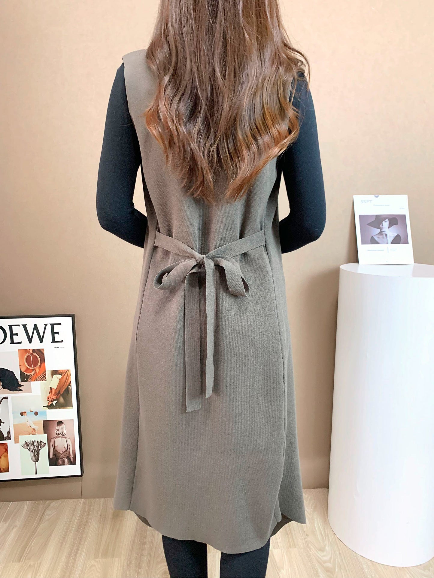 Classic Sleeveless Trench Jacket (L-19898A)