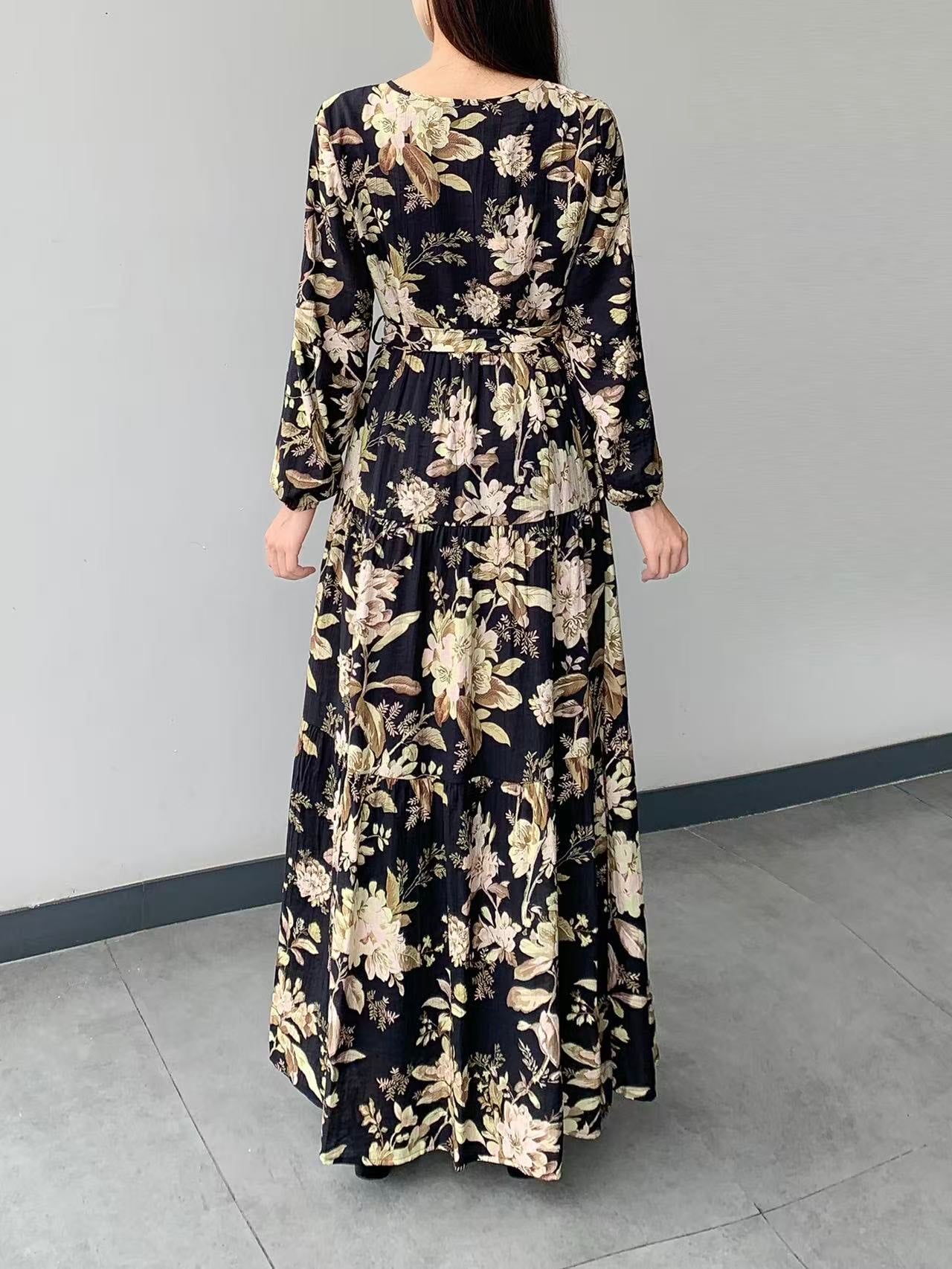 Large Floral Dress with Pockets (L-22128C )