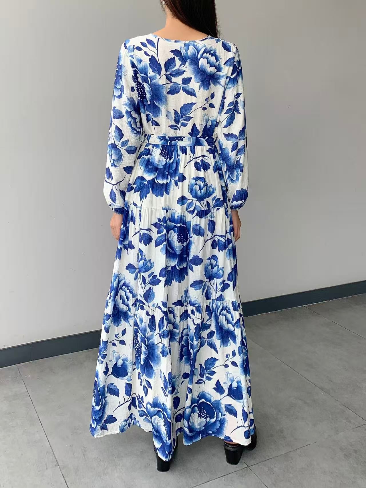 Large Floral Dress with Pockets (L-22128C )